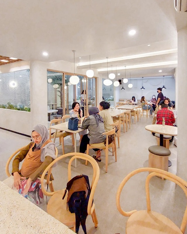 vibes oddity coffee senopati jakarta