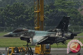 Kronologi F-16 gagal takeoff dan Terbakar