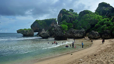 Pantai Siung Jogja, Wisata Kawasan gunung Kidul Jogja