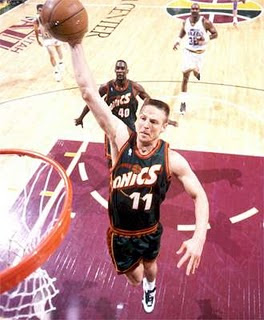 Detlef Schrempf Hot Photo