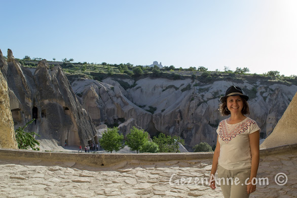 Kapadokya Göreme Açık hava müzesini gezerken