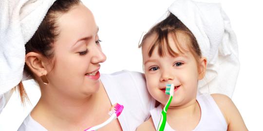 Cara Menjaga Kesehatan Gigi Anak