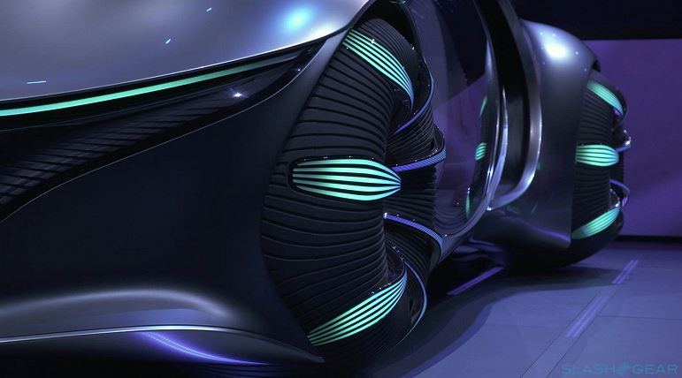 Mercedes-Benz introduced a symbiotic electric car VISION AVTR in the style of "Avatar"