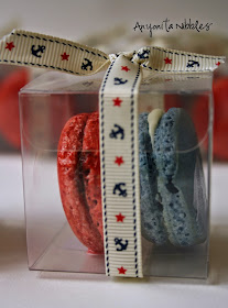 These French macarons are perfect and patriotic! Brilliant for Independence Day