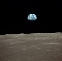 Earthrise seen from the Moon - Apollo 11, Orbit of the Moon