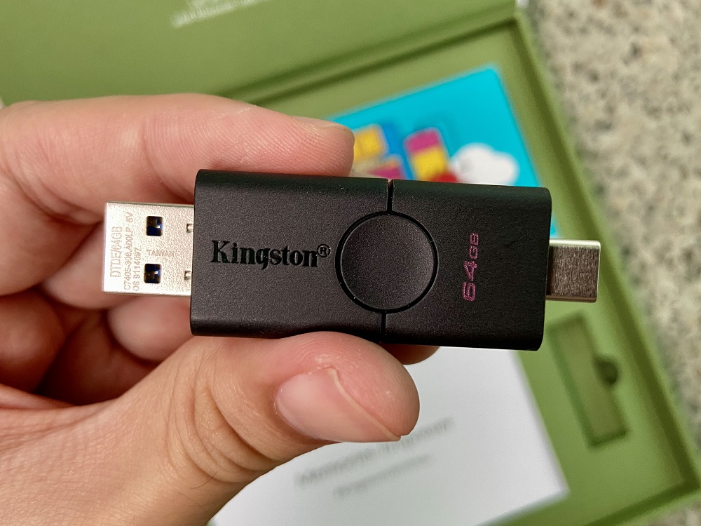 Kingston DataTraveler Duo Dual Connector