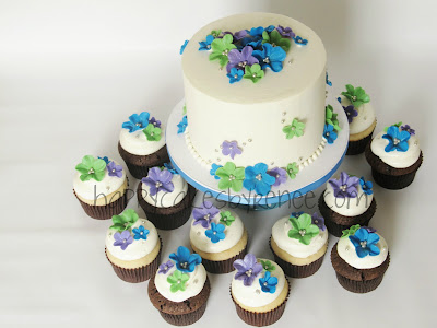 Peacock Colors Blossoms Cake Cupcakes