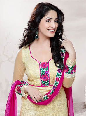 Indin Bollywood Actress Yami Gautam Wallpapers