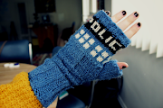 Knitted Doctor Who TARDIS Gloves