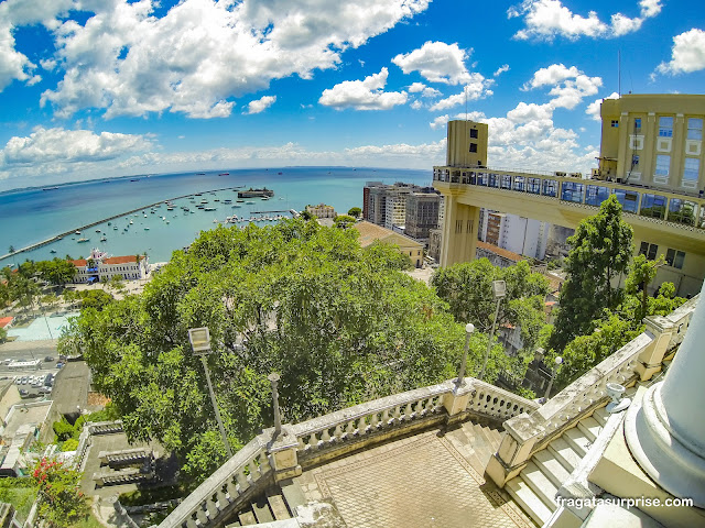 A Baía de Todos os Santos vista da varanda do Palácio Rio Branco