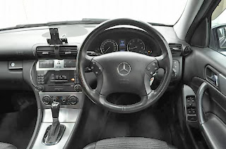 2004 Mercedes Benz C180
