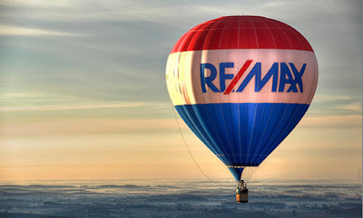 RE/MAX.