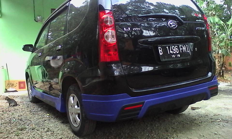  Modifikasi Avanza Xenia Old Aura Style Auto Bodykit 