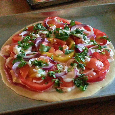 No Yeast Veggie Pizza Recipe @ treatntrick.blogspot.com