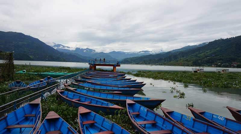 Pengalaman menaiki bot di Pokhara