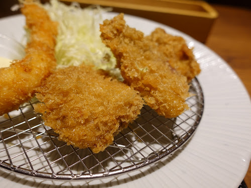 Tonkatsu KATSU Hana とんかつ KATSU 華 [Osaka, JAPAN] - Best top cozy tonkatsu deep-fried pork cutlet restaurant in Osaka near Shinsaibashi