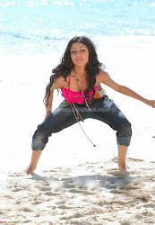 ANCHAL WET AT BEACH PHOTO GALLERY