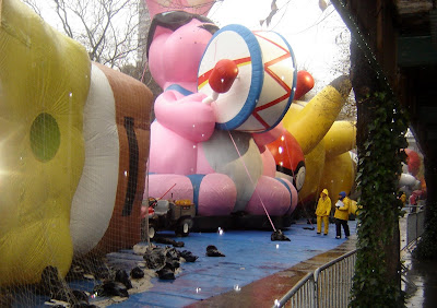 Macy's Thanksgiving Day Parade Balloons Spongebob Squarepants, Energizer Bunny and Pikachu