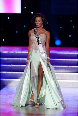 The Presentation Show of Evening Gowns for the Miss USA 2011