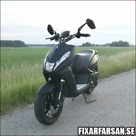 Peugeot-StreetZone-EU-Moped-Toppfart-Otrimmad