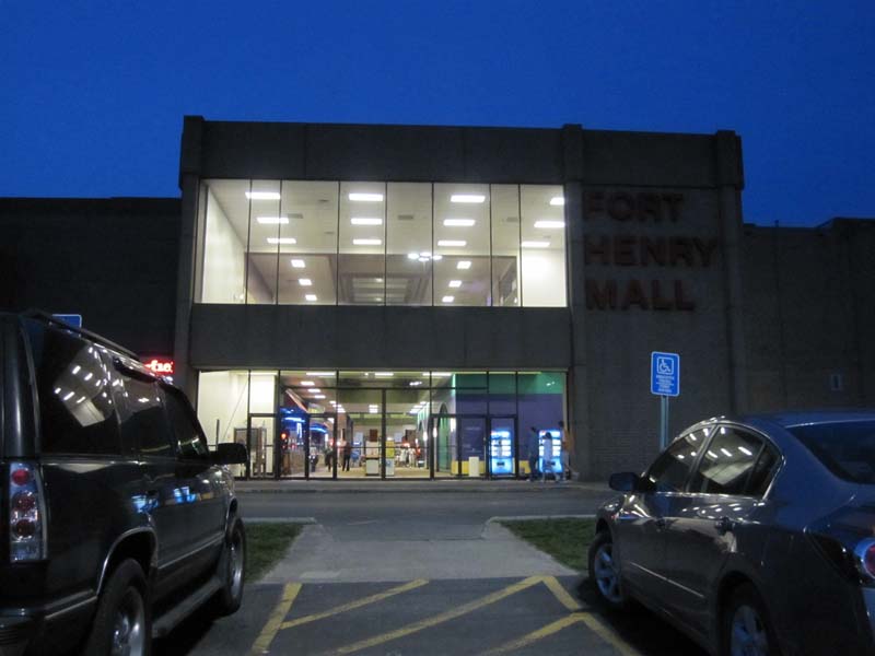 ... Retail History: Fort Henry MallKingsport Town Center: Kingsport, TN