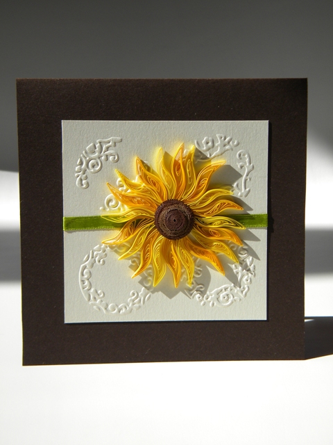 Here is another design for a sunflower wedding invitation