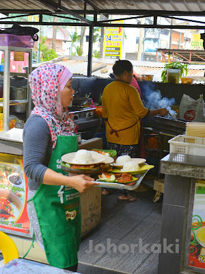 Johor-Ayam-Penyet-Banafee-Cafe