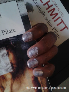 nail art newspaper