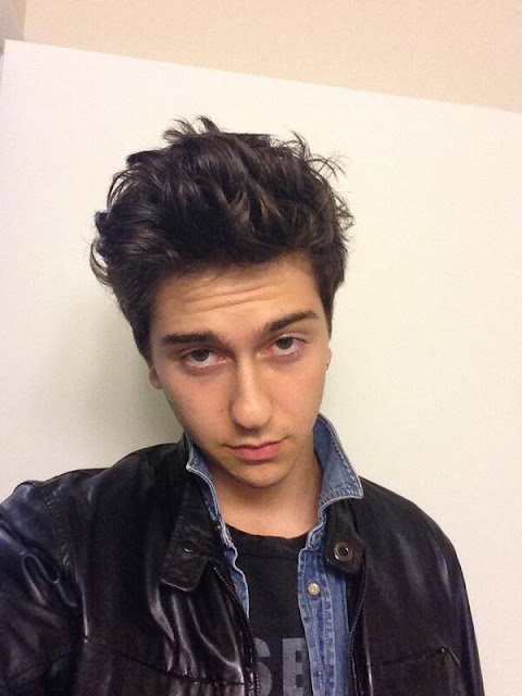 Nat Wolff Profile Pictures Dp Images