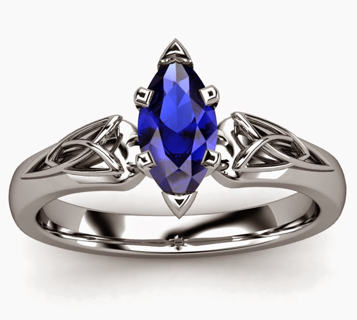 wedding ring beautiful blue gem