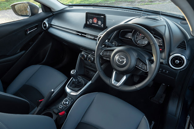 Mazda 2 Sport dashboard