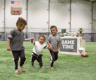 Autonomy Brown's childhood picture with his siblings