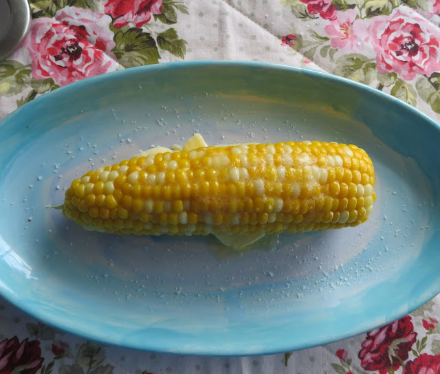 Easiest Corn on the Cob in the Microwave