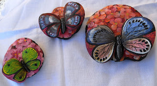 PIEDRAS PINTADAS: MARIPOSAS