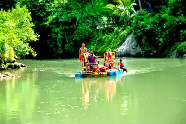 Wisata Alam Air Terjun Sri Gethuk Gunung Kidul