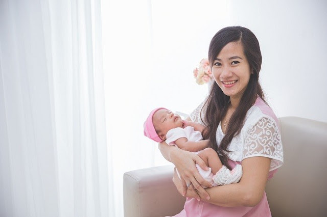  Bagaimana cara menggendong bayi gres lahir Buat Mama Muda, Berikut 5 Cara Menggendong Bayi yang Benar