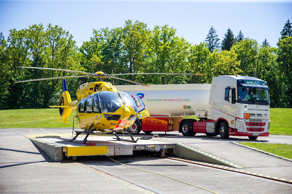 Primeiro vôo de um helicóptero de resgate com combustível de aviação sustentável