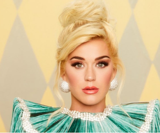 Katy Perry dedicates American Music Awards performance to her dad [Full list of winners]