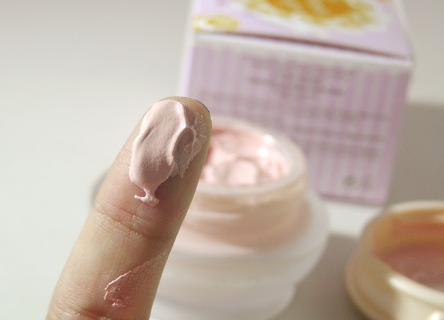 Etude House Sweet Recipe Baby Choux Base in #02 Berry Choux Review