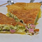 Quiche au brocolis et aux lardons (voir la recette)