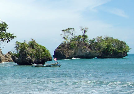  Pantai Pasir Putih cilacap 