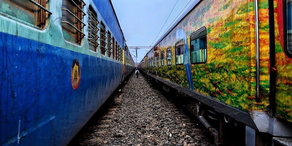Railway News : तीन जुलाई से एनसीआर जोन की सभी ट्रेनों के जनरल कोच में बिना रिजर्वेशन करें सफर 