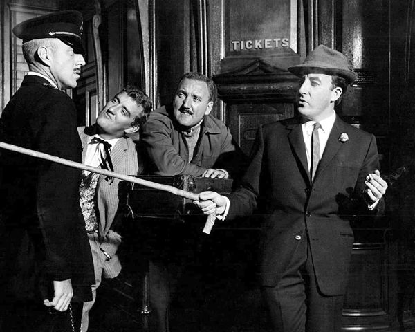 Peter Sellers, Lionel Jeffries, Bernard Cribbins and David Lodge in Two Way Stretch