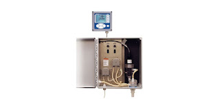 total chlorine analyzer for water or seawater with cabinet open