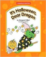 bookcover of It's Halloween, Dear Dragon by Margaret Hillert