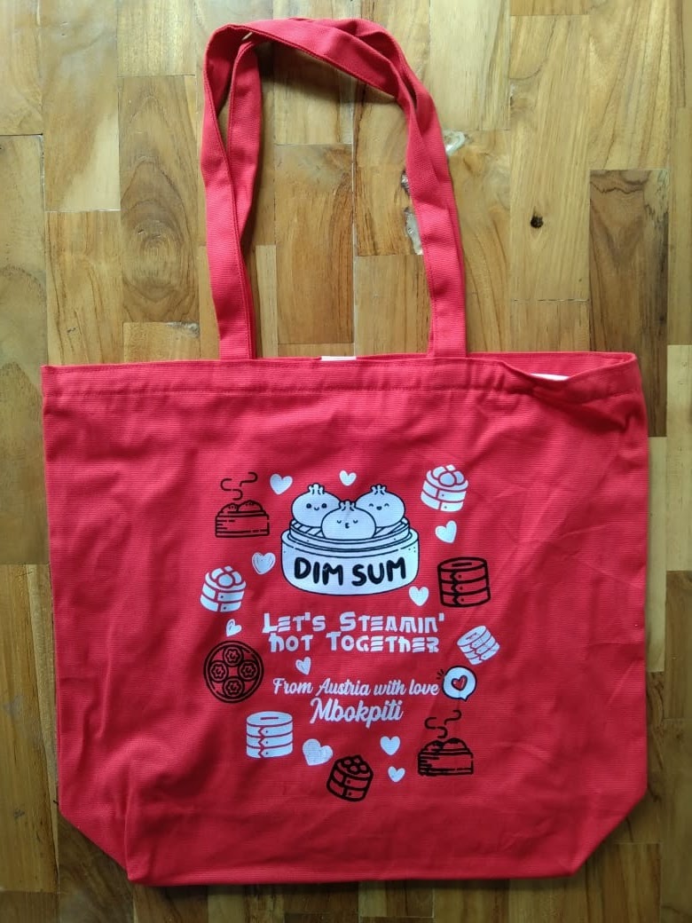 melayani pembelian tas tote bag custom bisa custom dengan desain bebas dari Buru
