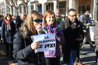 Manifestación de familias y trabajadores del colegio La Milagrosa