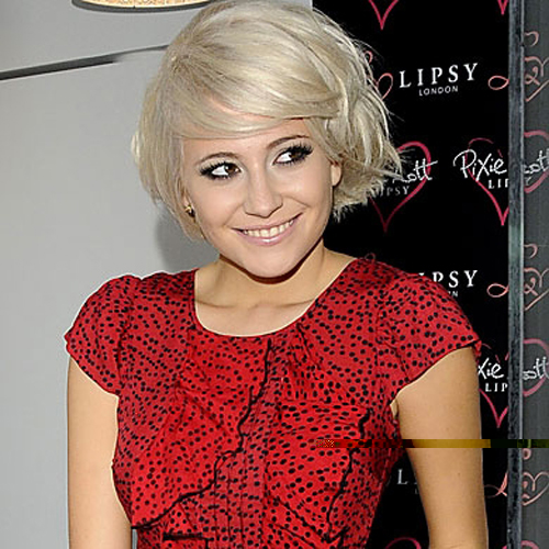 Pixie Lott fringe hairstyle - Super Side-Swept