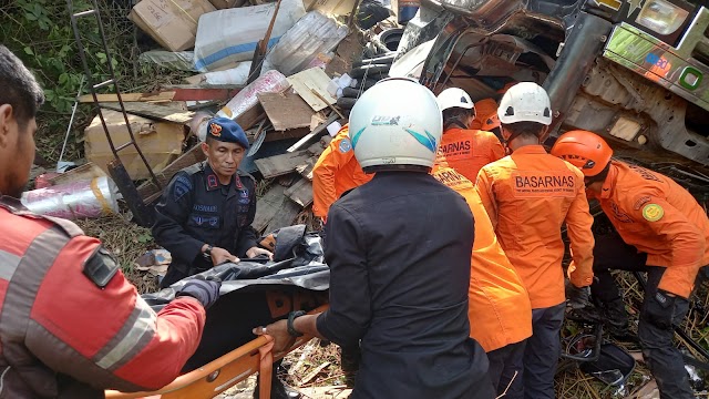 Quick Respon Pengamanan Laka Lantas. Satuan Brimob  Polda Aceh Kompi 2 Batalyon A Pelopor