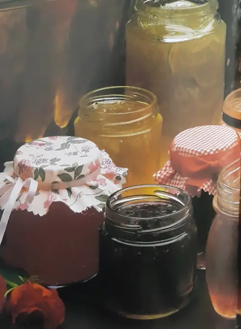 image of MANDARIN MARNIER MARMALADE